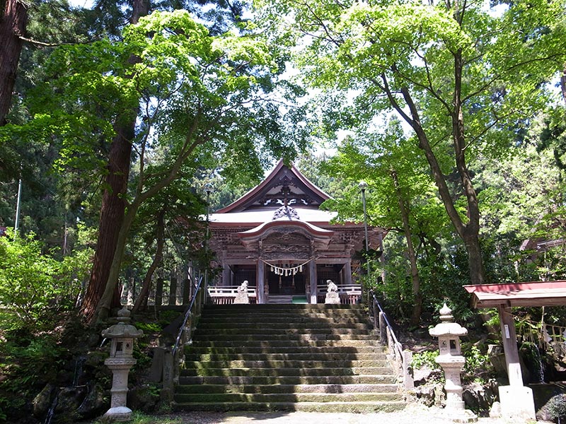 關山神社